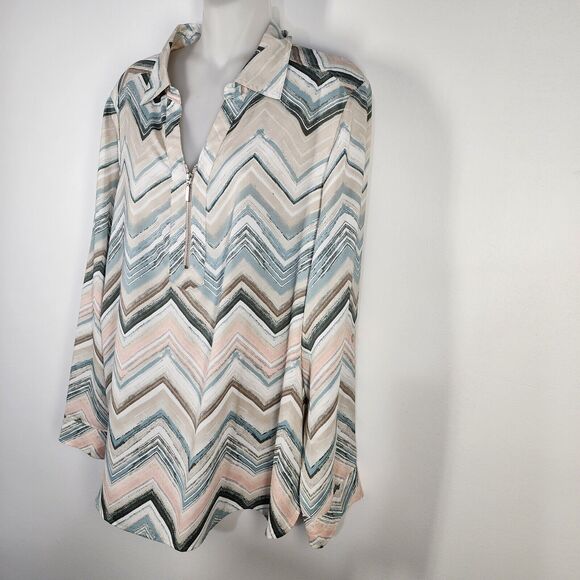 Chico's Womens Top Size 2 Large Watercolor Chevron Roll Tab Long Sleeve Pullover - Picture 4 of 8